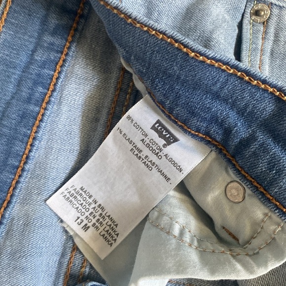 LEVI’S 524 TOO SUPERLOW LIGHT WASH SKINNY JEANS W/COLORED POCKET TOP STITCHING - Picture 15 of 16